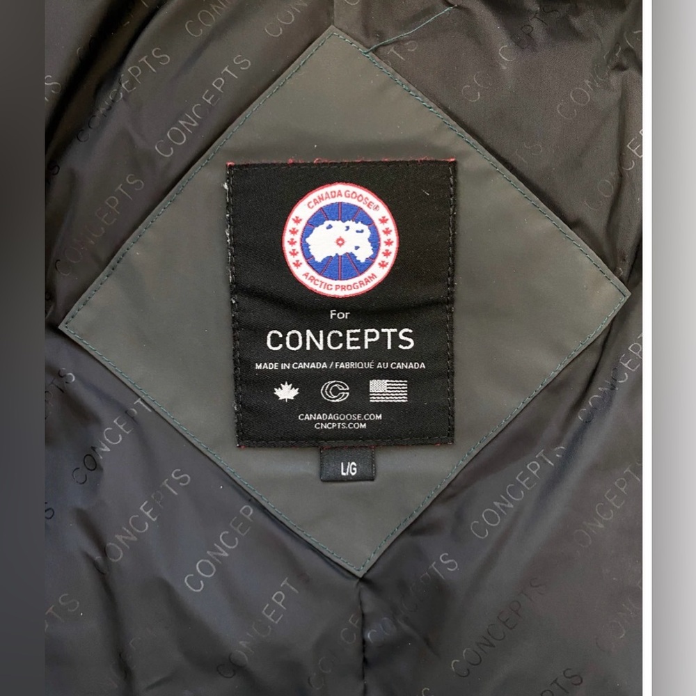 Canada Goose and Concepts Macmillan Jacket - Picture 3 of 6